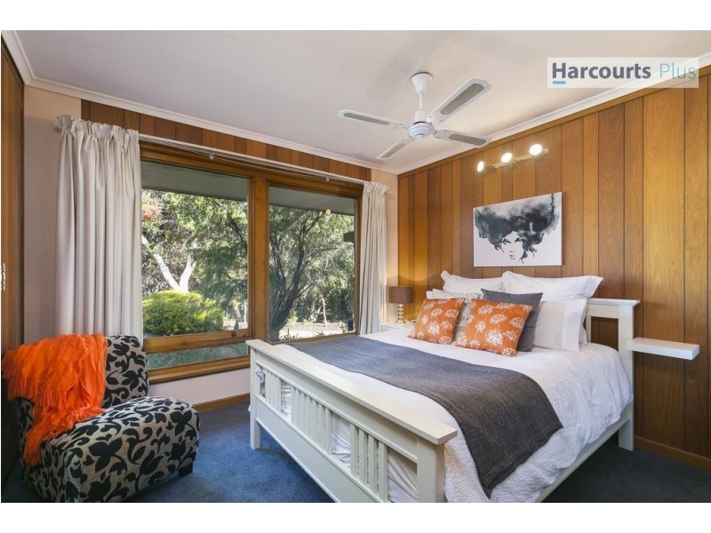 45 Columbia Crescent, Hallett Cove SA 5158