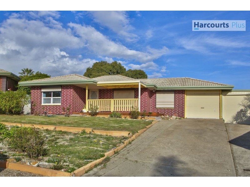 3 Minnipa Drive, Hallett Cove SA 5158