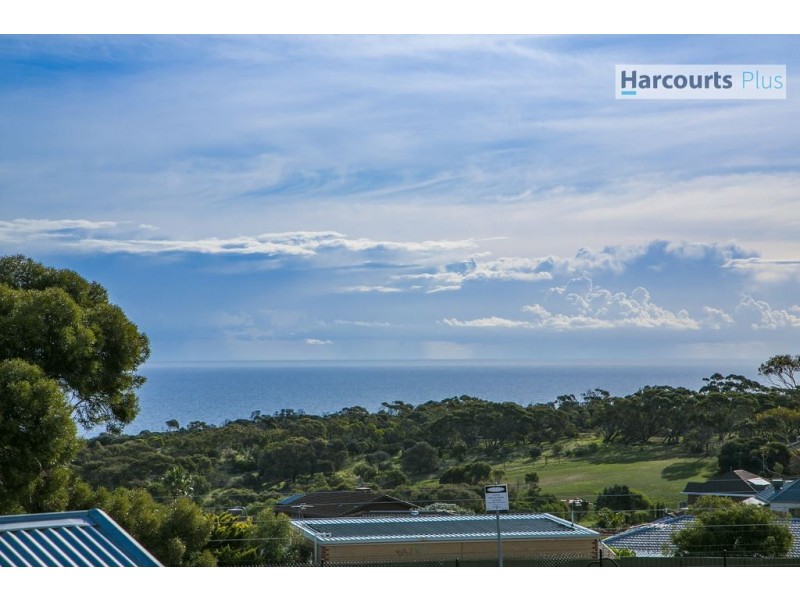 3 Minnipa Drive, Hallett Cove SA 5158