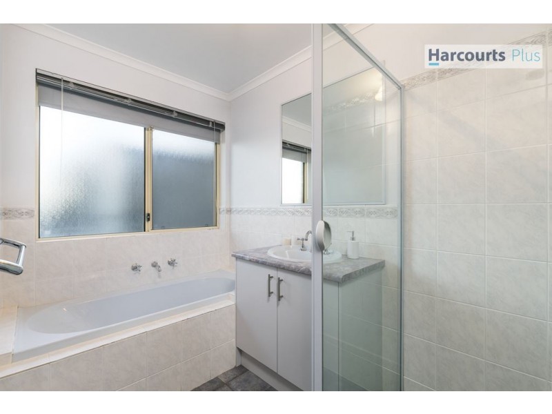 56 Freebairn Drive, Hallett Cove SA 5158