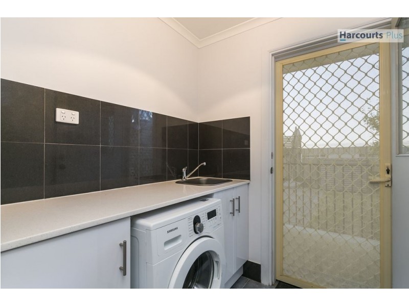 56 Freebairn Drive, Hallett Cove SA 5158