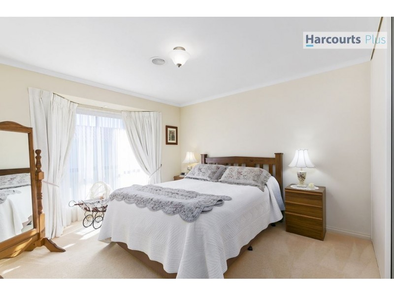 20 Elizabeth Crescent, Hallett Cove SA 5158