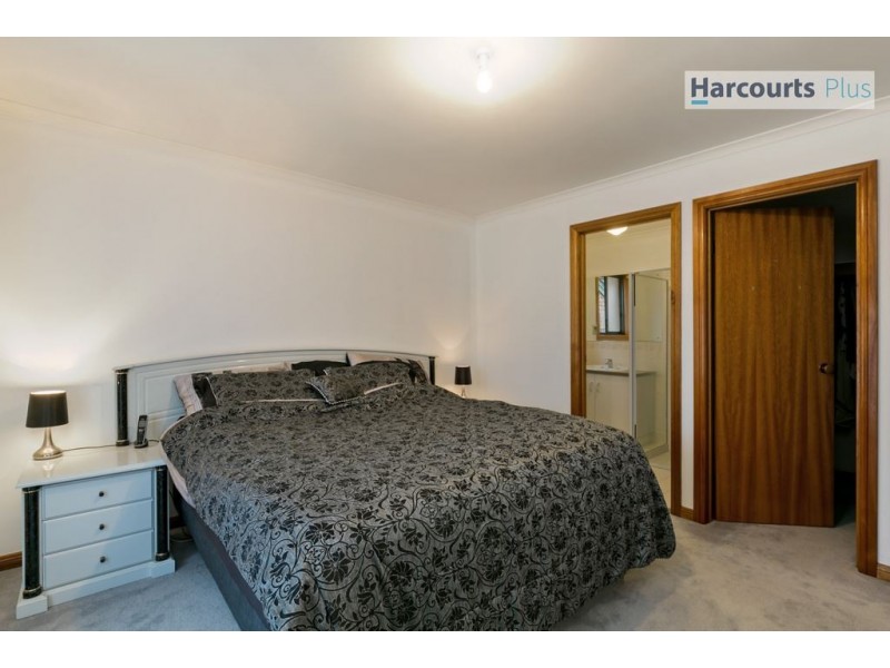 4 Morford Crescent, Sheidow Park SA 5158