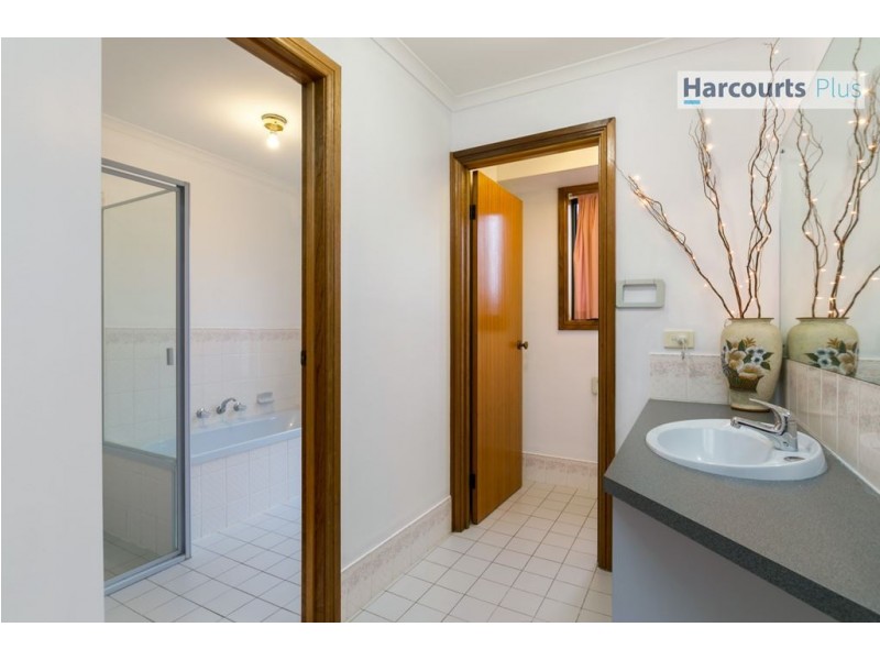 4 Morford Crescent, Sheidow Park SA 5158