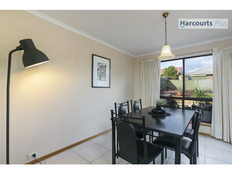 10 Vennachar Drive, Hallett Cove SA 5158
