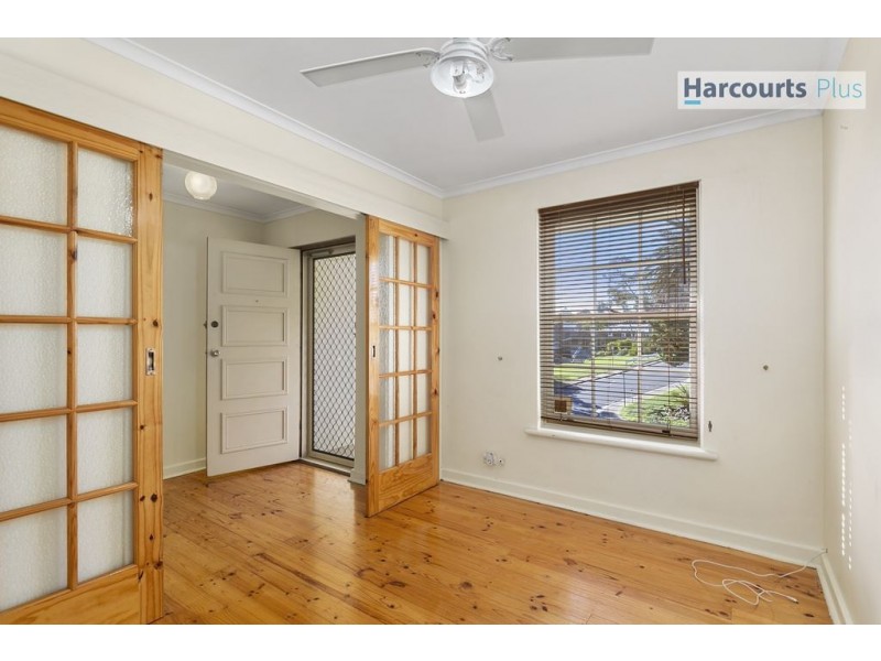 31 Shamrock Road, Hallett Cove SA 5158