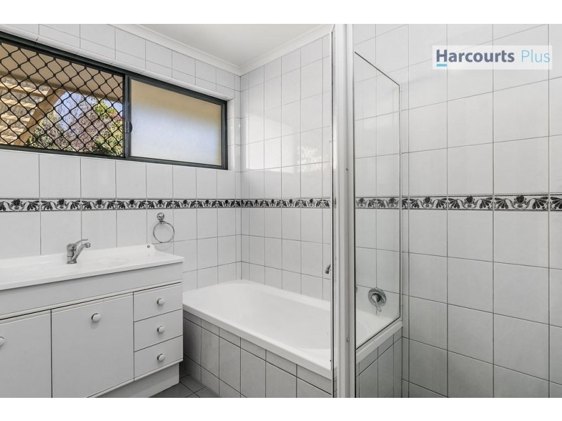 31 Shamrock Road, Hallett Cove SA 5158