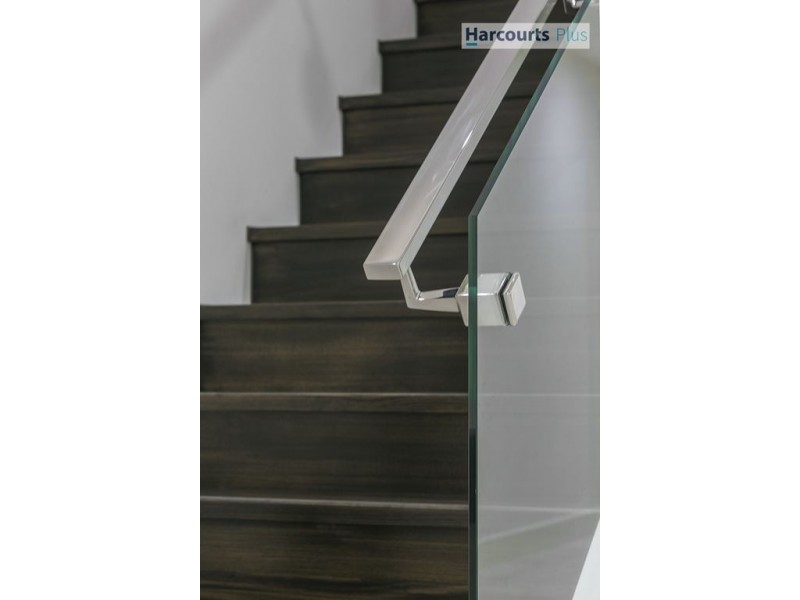 11 Hobart Road, Henley Beach South SA 5022