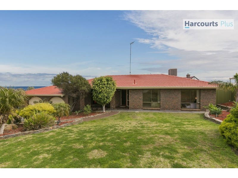 17 Arafura Court, Hallett Cove SA 5158