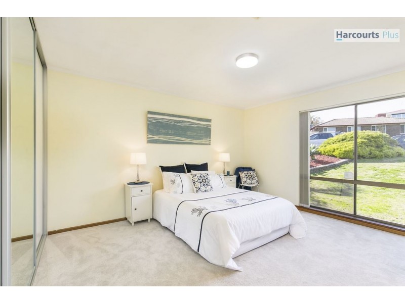 17 Arafura Court, Hallett Cove SA 5158