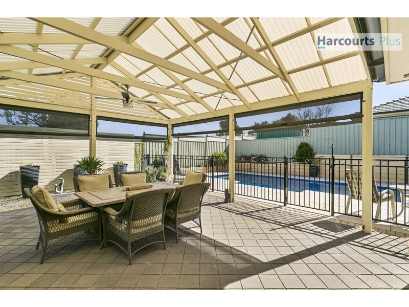 2 Wildi Court, Hallett Cove SA 5158