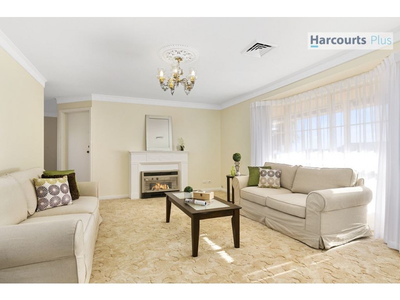 18 Vennachar Drive, Hallett Cove SA 5158