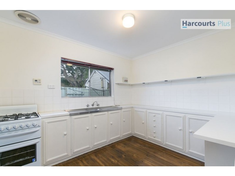 2/1A Falcon Avenue, Hallett Cove SA 5158