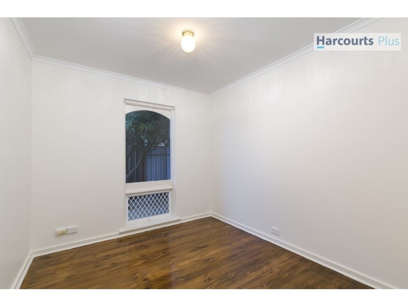 2/1A Falcon Avenue, Hallett Cove SA 5158