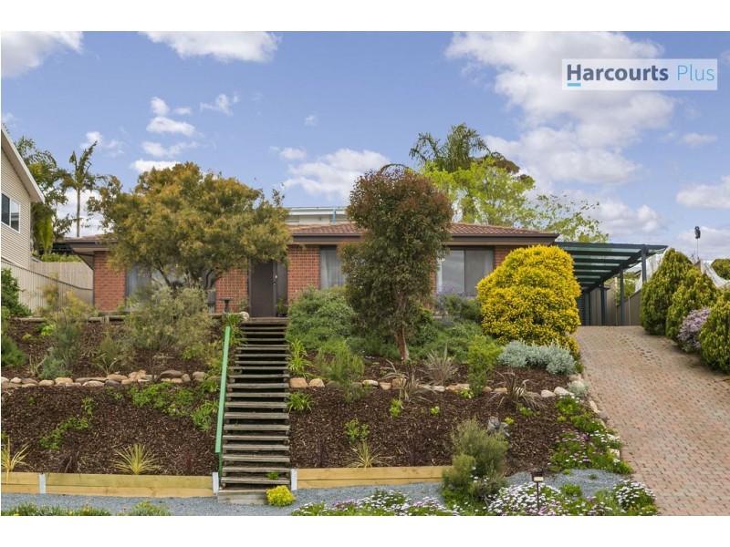 142 Perry Barr Road, Hallett Cove SA 5158