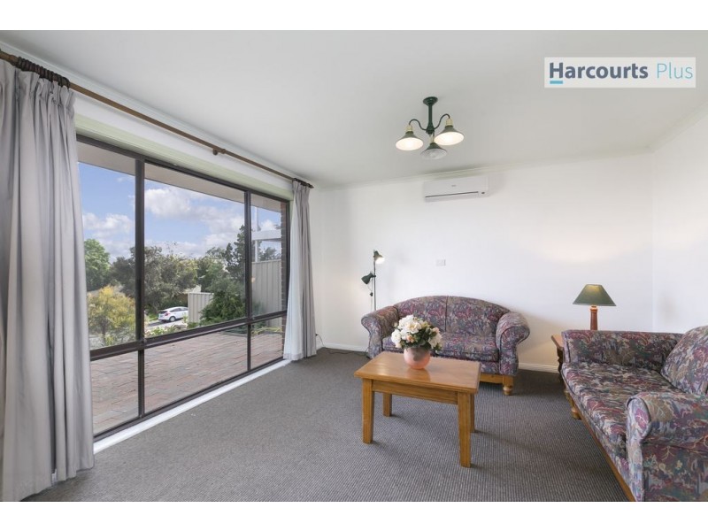 142 Perry Barr Road, Hallett Cove SA 5158