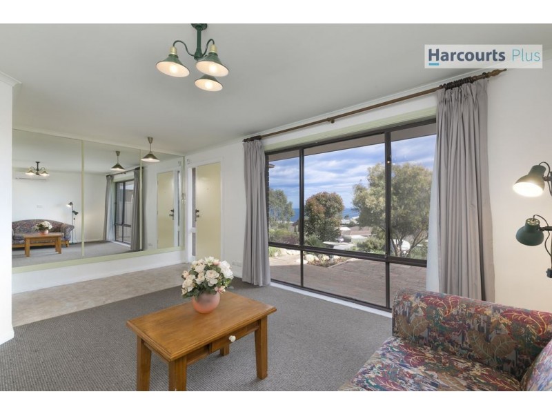 142 Perry Barr Road, Hallett Cove SA 5158