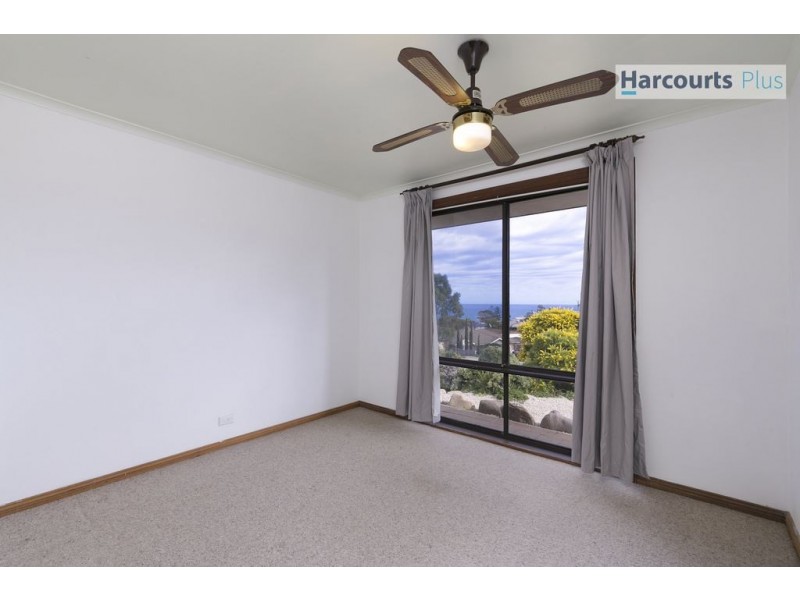 142 Perry Barr Road, Hallett Cove SA 5158