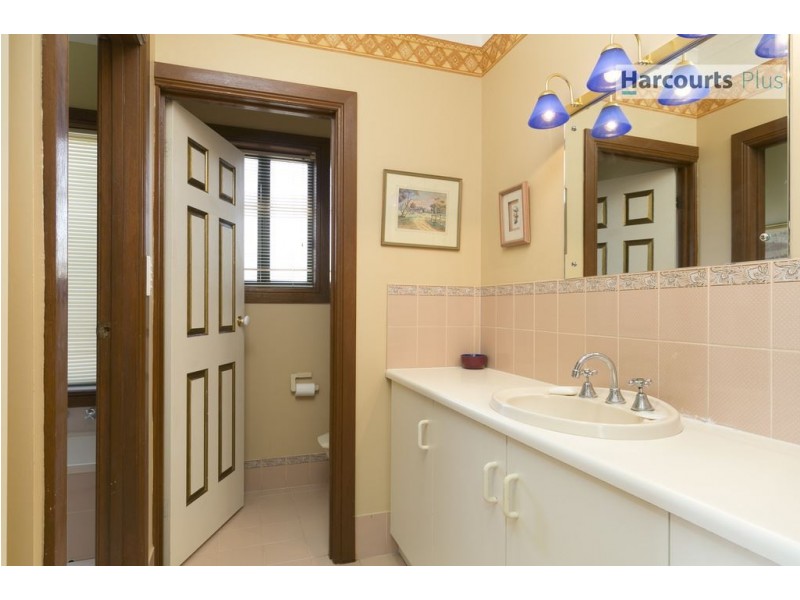 41 Quinvale Road, Hallett Cove SA 5158