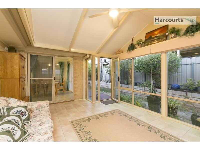 34 Ingleton Drive, Hallett Cove SA 5158