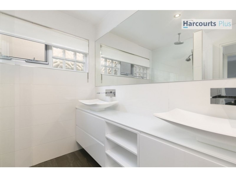 9 Pindee Street, Hallett Cove SA 5158