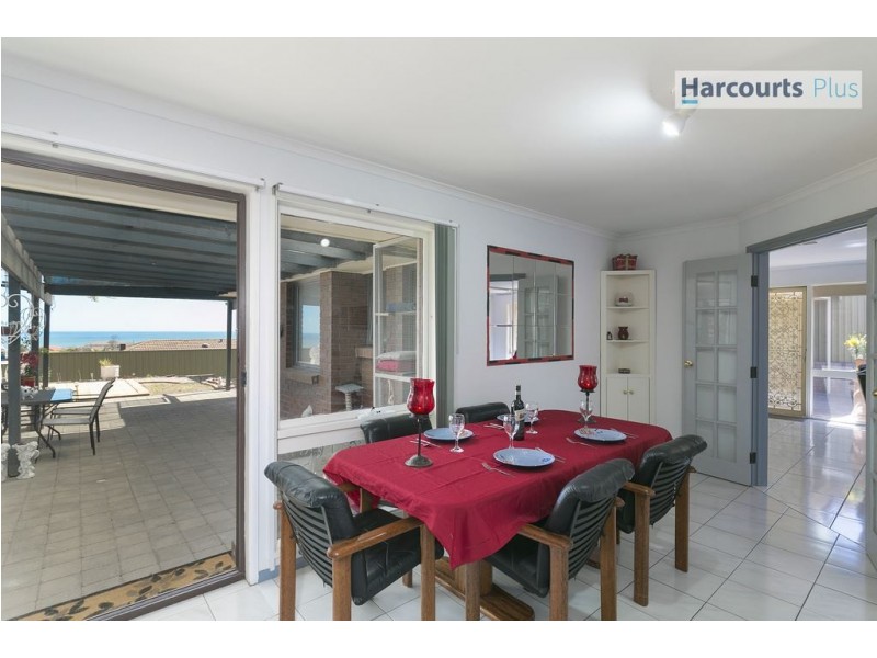 12 Neeangarra Crescent, Hallett Cove SA 5158