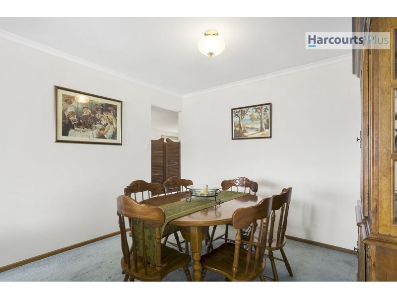 6 Kurrambi Crescent, Hallett Cove SA 5158