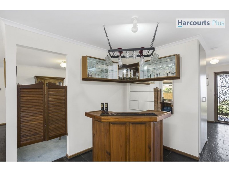 6 Kurrambi Crescent, Hallett Cove SA 5158