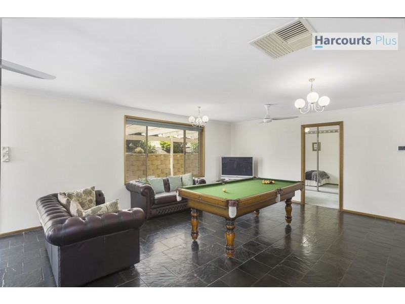 6 Kurrambi Crescent, Hallett Cove SA 5158