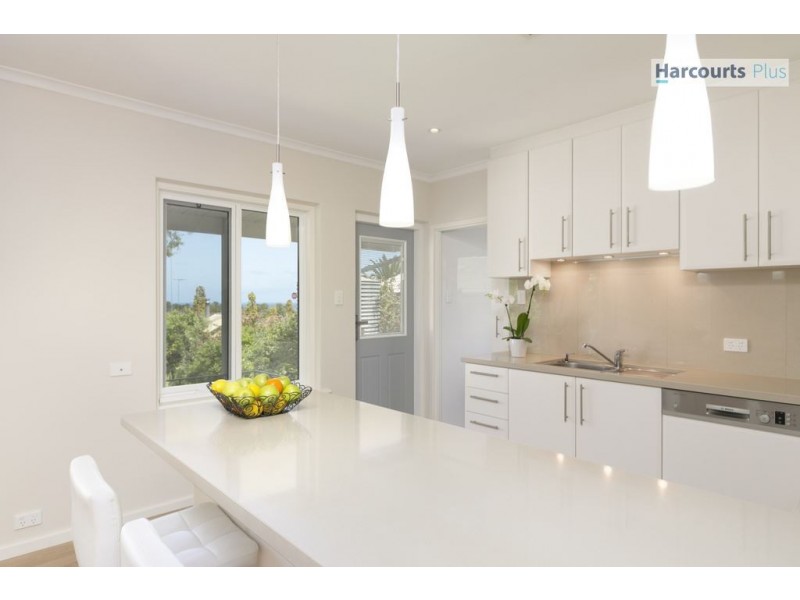 39 Central Avenue, Hallett Cove SA 5158