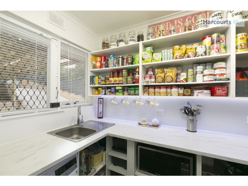 10 Ingomar Court, Hallett Cove SA 5158