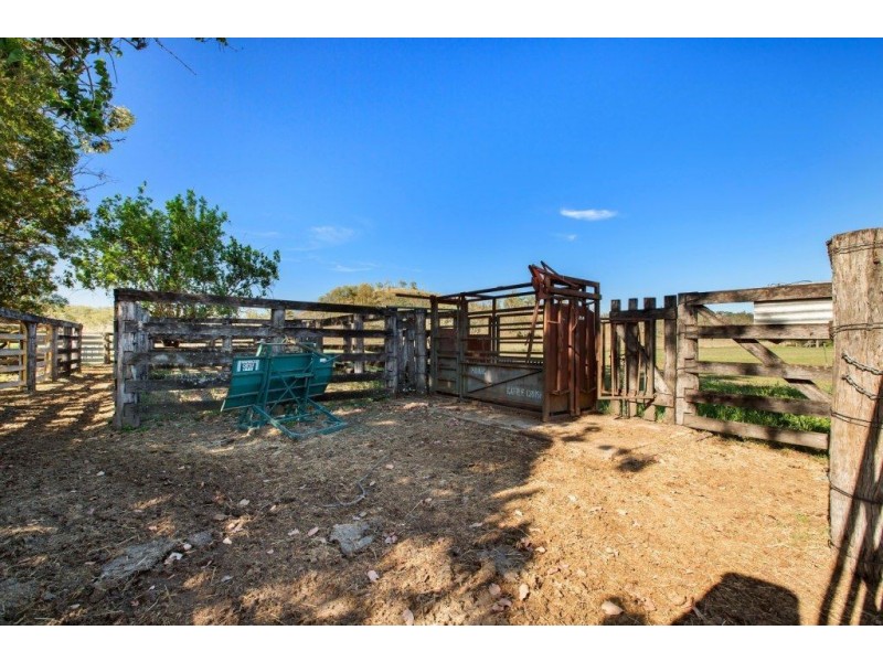 8276 Burnett Highway, Tansey QLD 4601