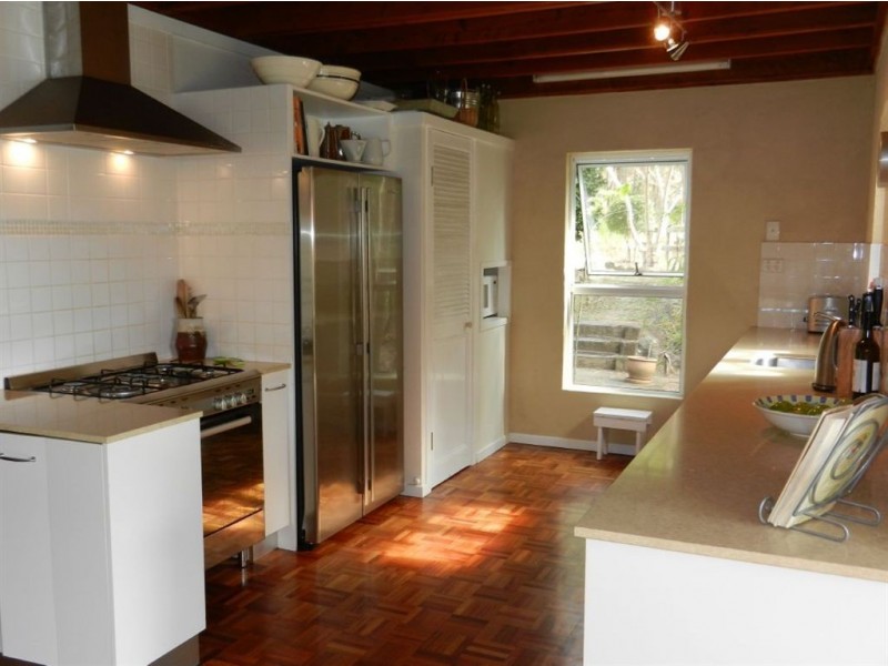 490 Cootharaba road, Cootharaba QLD 4565