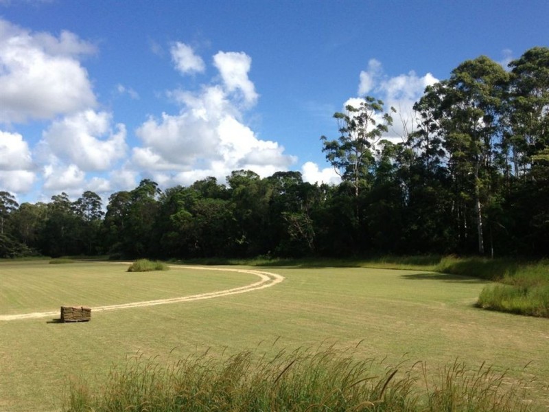 305 Lake Macdonald drive, Lake Macdonald QLD 4563