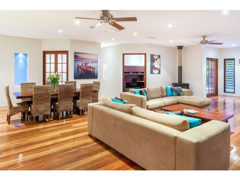 35 whyandra close, Doonan QLD 4562