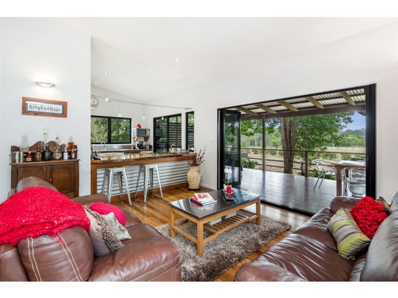 61 pavilion, Pomona QLD 4568