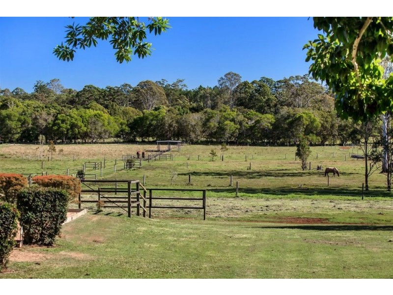 61 pavilion, Pomona QLD 4568