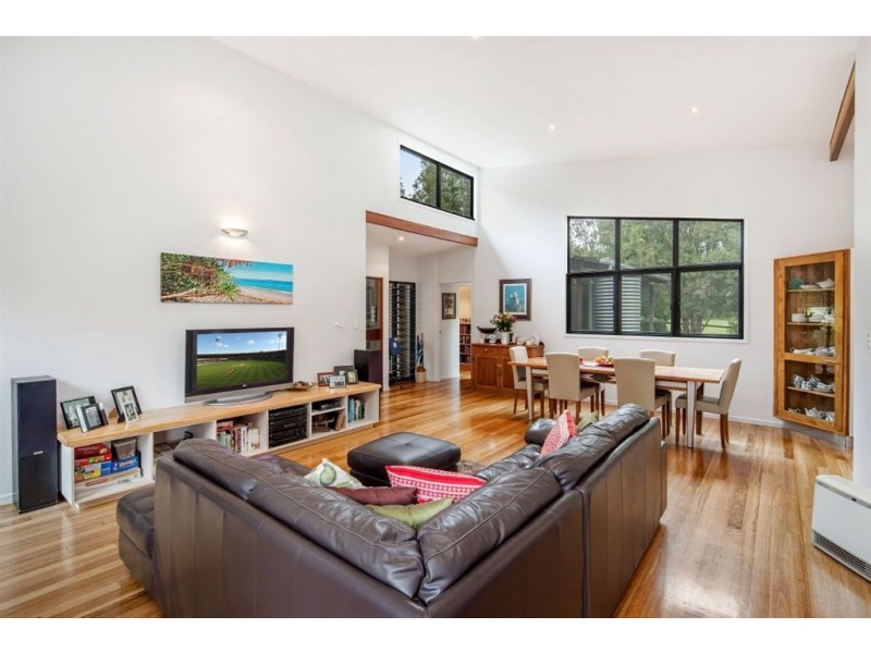 61 pavilion, Pomona QLD 4568