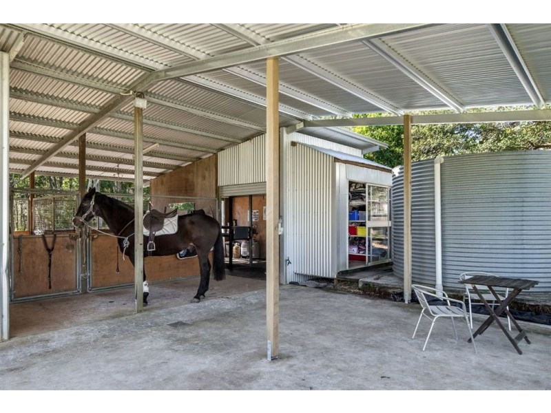 61 pavilion, Pomona QLD 4568