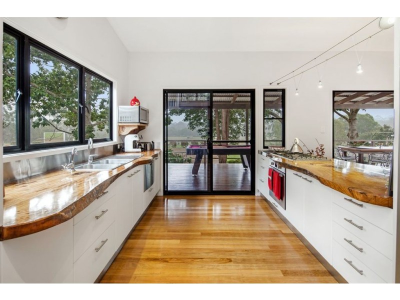 61 pavilion, Pomona QLD 4568