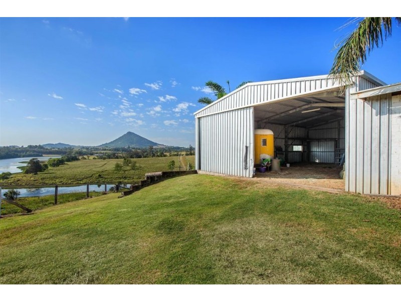 118 Hoy rd, Lake Macdonald QLD 4563