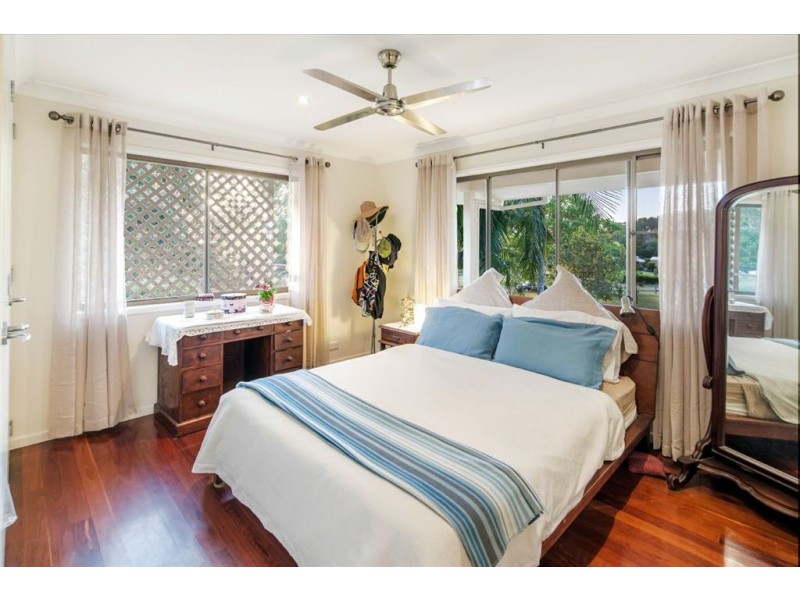 197 Winston Road South, Chevallum QLD 4555