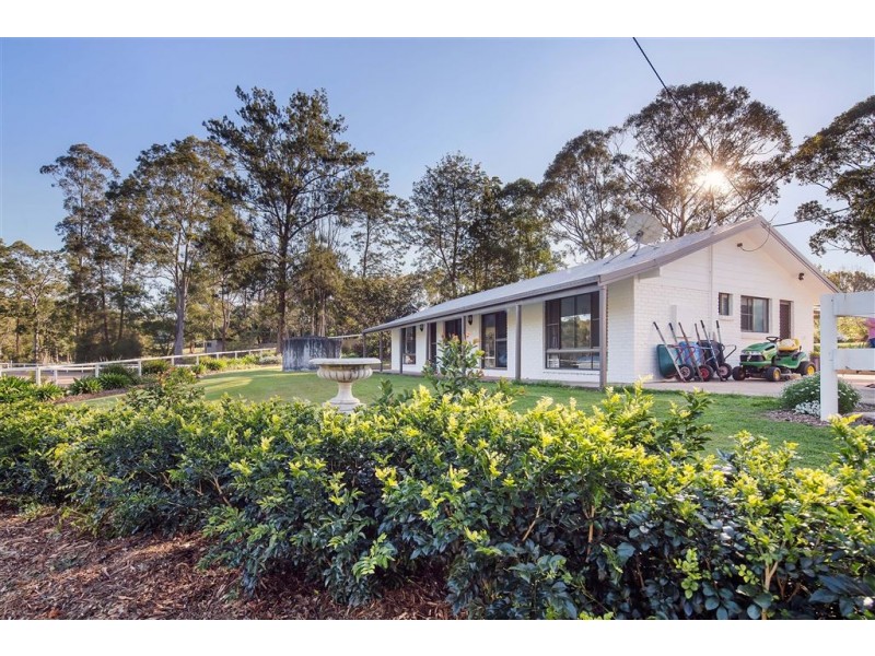 2-26 Woodland Place, Dulong QLD 4560