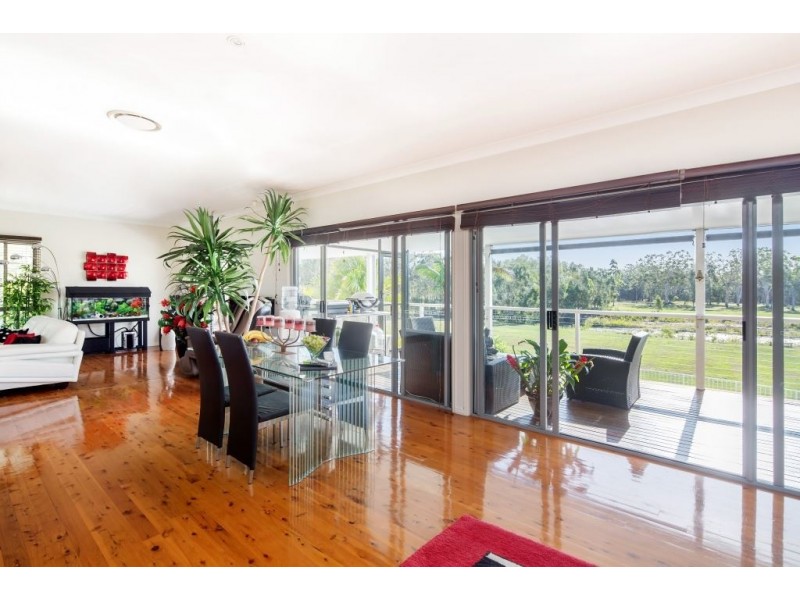 11 Jirrima Cres, Cooroibah QLD 4565