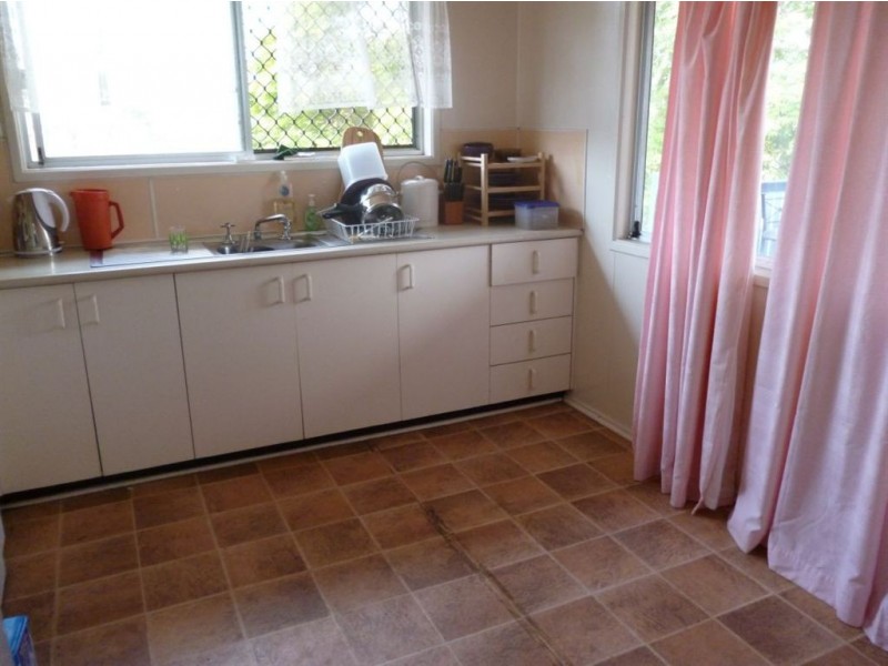 1 Howard St, Goodna QLD 4300