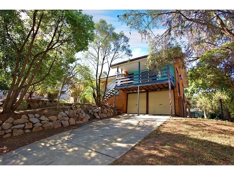 16 Surrey St, Bellbird Park QLD 4300