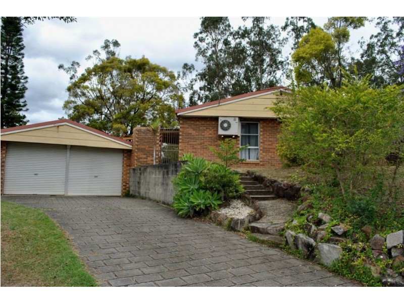 8 Cornwall Court, Bellbird Park QLD 4300