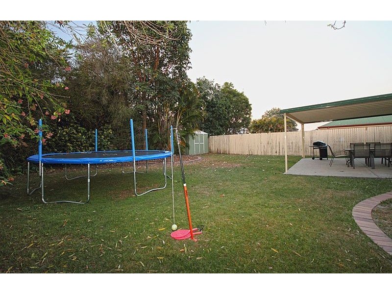 5 Karnak Court, Camira QLD 4300