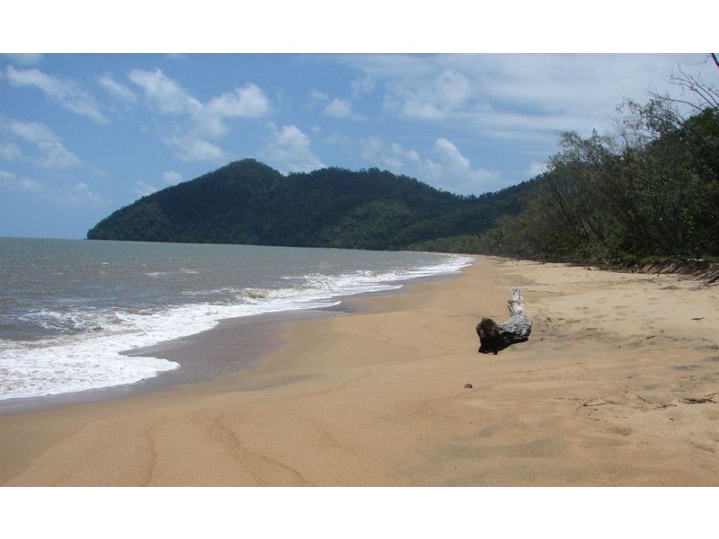 # Bramston Beach, Innisfail QLD 4860
