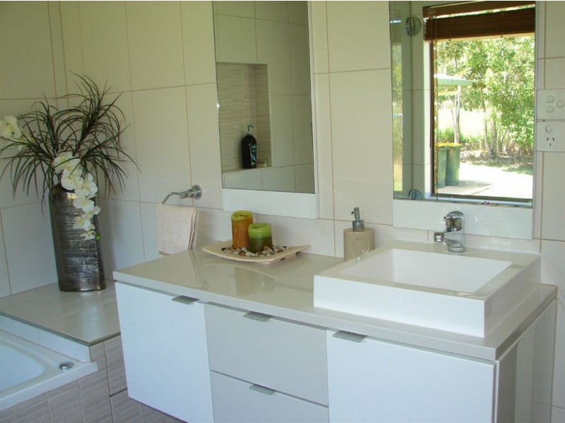 # Carrington Road, Atherton QLD 4883